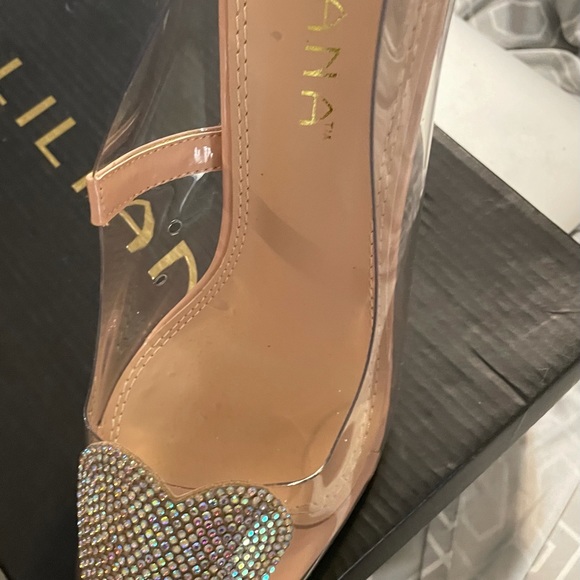 Shoes - Picture 2 of 3